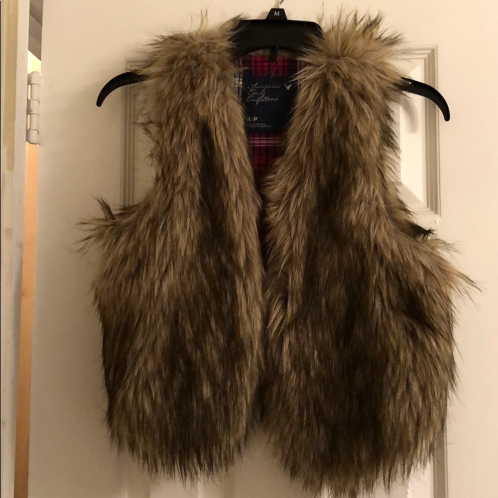 American Eagle Faux Fur Vest